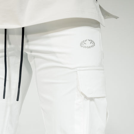 TECH JOGGERS – WHITE