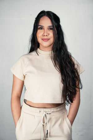 TERRA CAP SLEEVE CROP – SAND